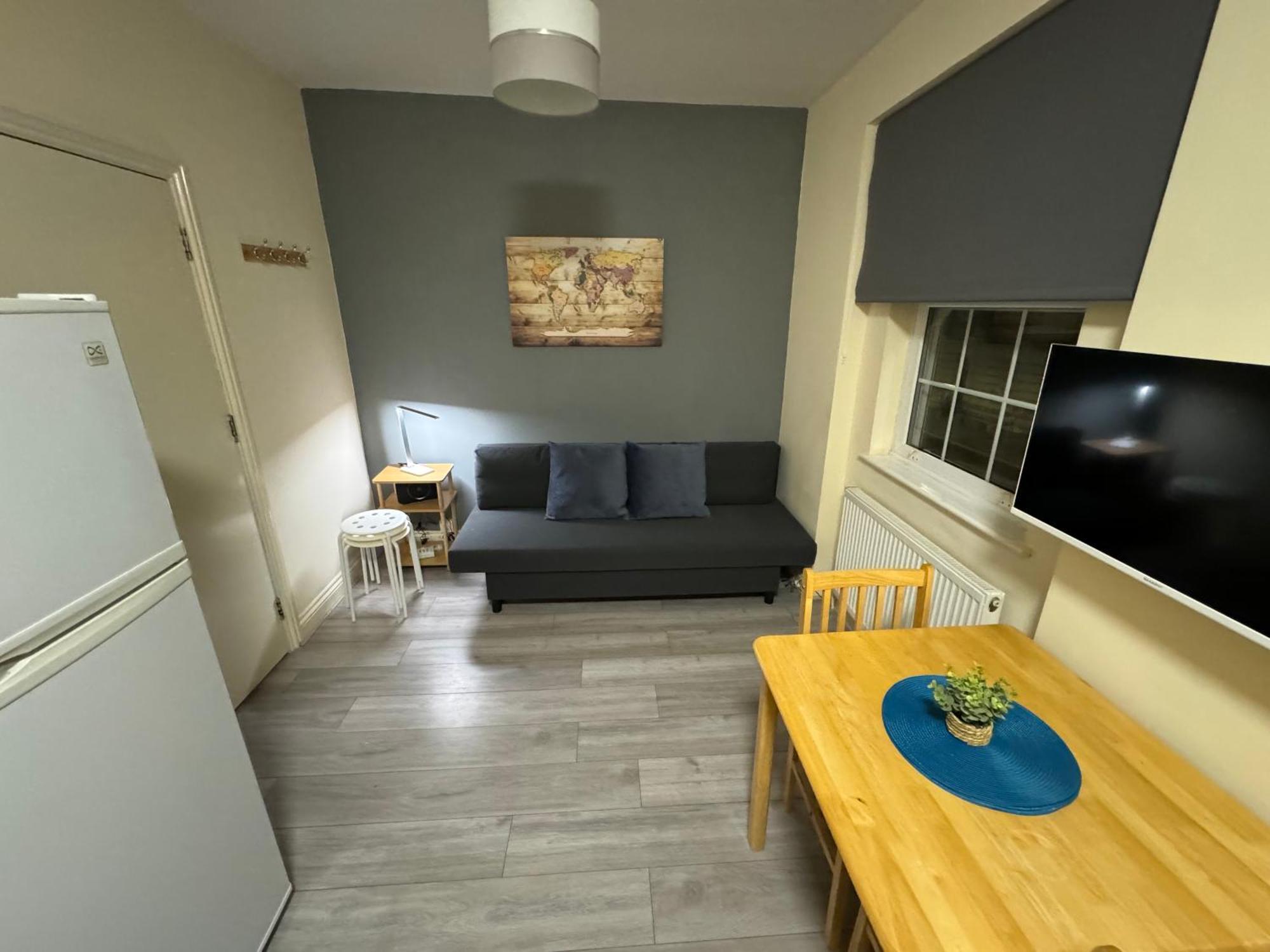 Lovely Flat In Camden Town Londra Esterno foto